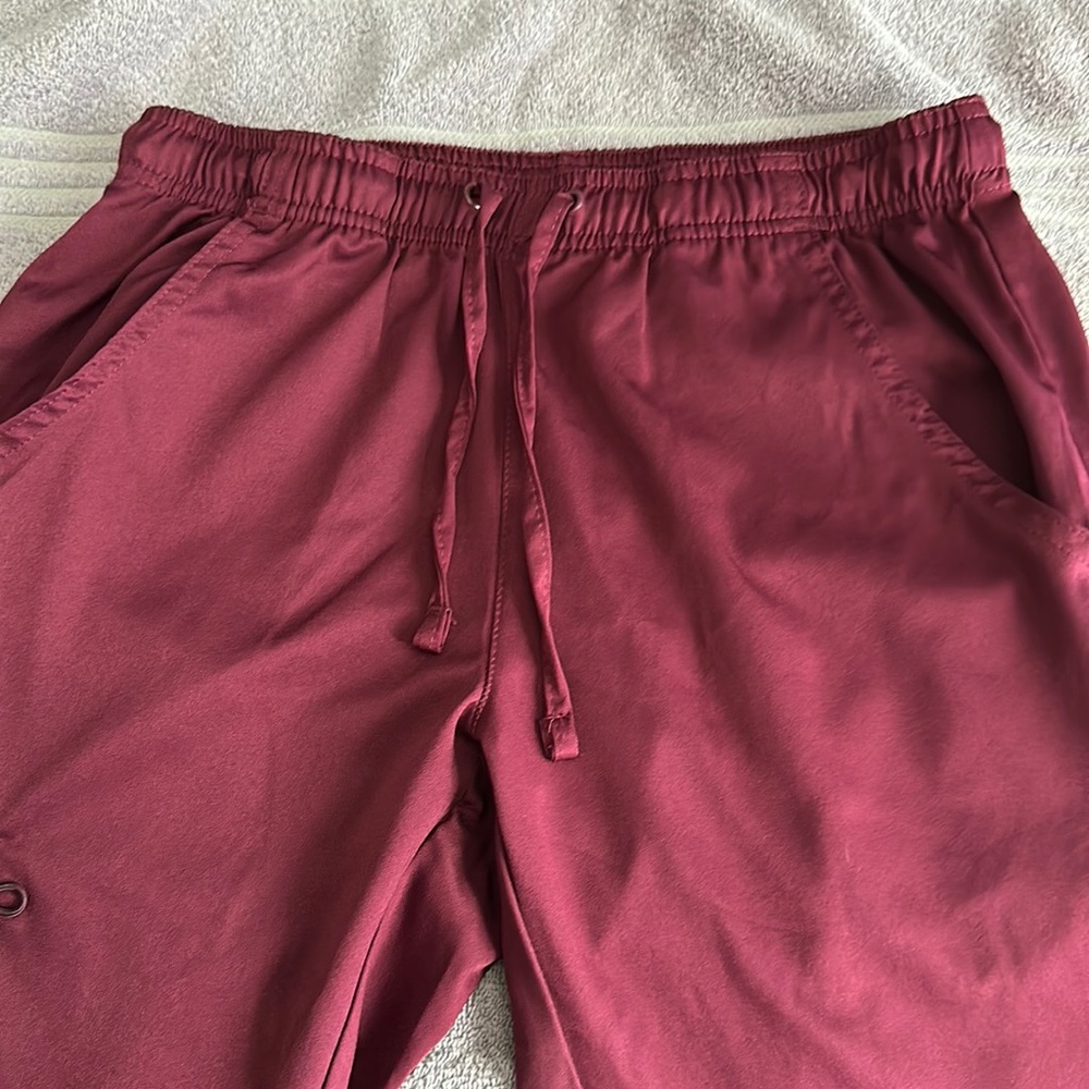 Small scrub pants